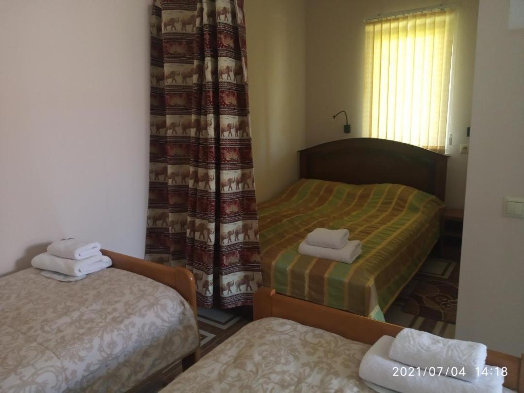 Guest House Hasmik Yeghegnadzor Eksteriør billede